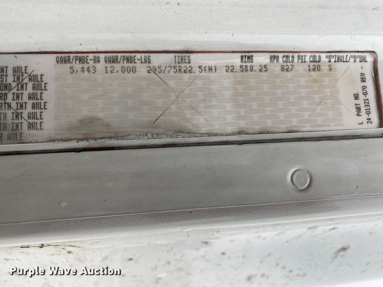 image for item HA9663 2012 Freightliner Columbia  glider kit semi truck