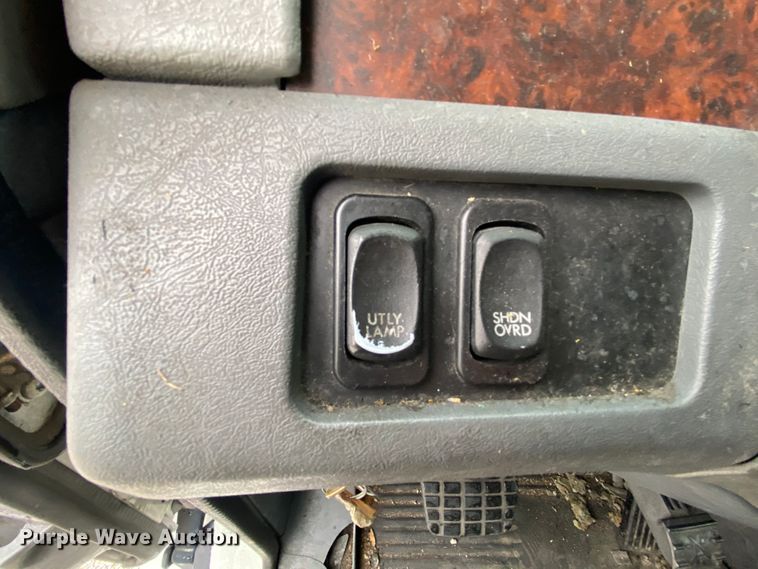 image for item HA9664 2012 Freightliner Columbia  glider kit semi truck