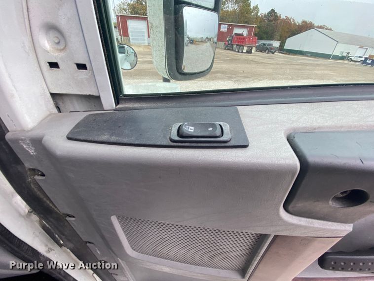 image for item HA9664 2012 Freightliner Columbia  glider kit semi truck