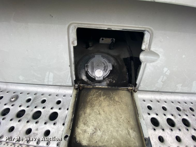 image for item HA9664 2012 Freightliner Columbia  glider kit semi truck