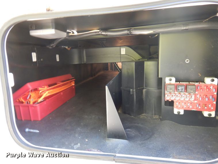 image for item HD9096 2012 Peterbilt 587  semi truck