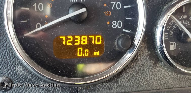 image for item HD9096 2012 Peterbilt 587  semi truck