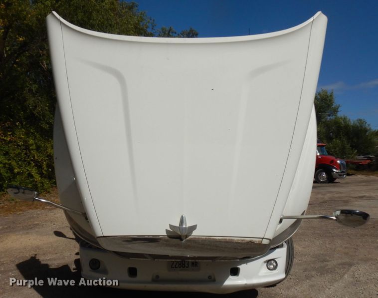 image for item HD9096 2012 Peterbilt 587  semi truck