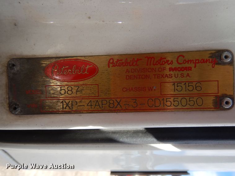 image for item HD9096 2012 Peterbilt 587  semi truck