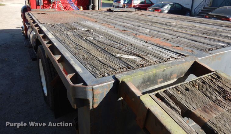 image for item HD9099 1999 Tarasport equipment trailer