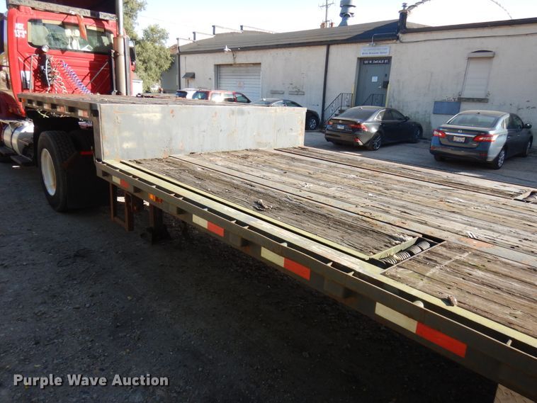 image for item HD9099 1999 Tarasport equipment trailer