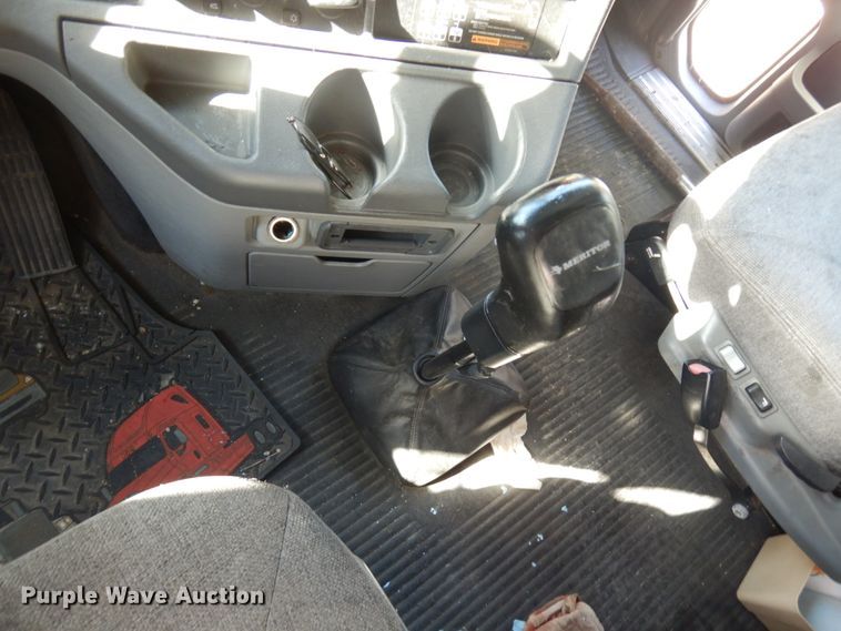 image for item HD9101 2007 Freightliner Columbia  semi truck