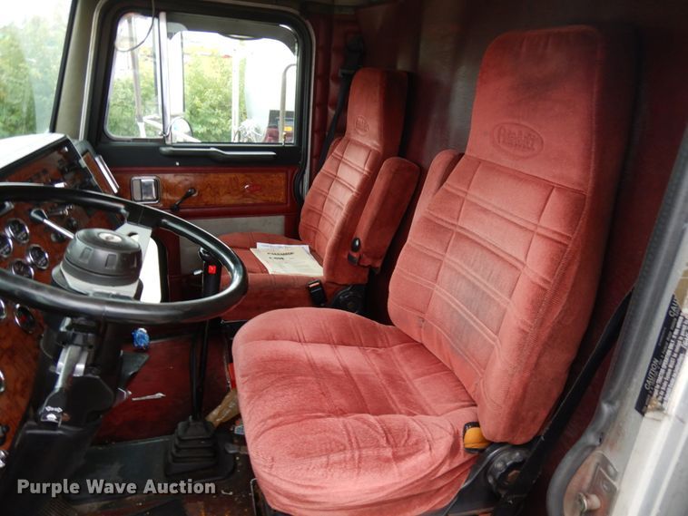 image for item HD9108 1993 Peterbilt 377  fuel truck