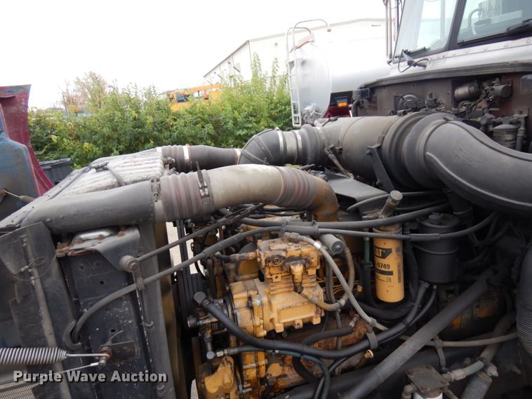 image for item HD9108 1993 Peterbilt 377  fuel truck