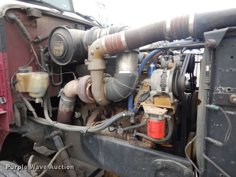 image for item HD9108 1993 Peterbilt 377  fuel truck