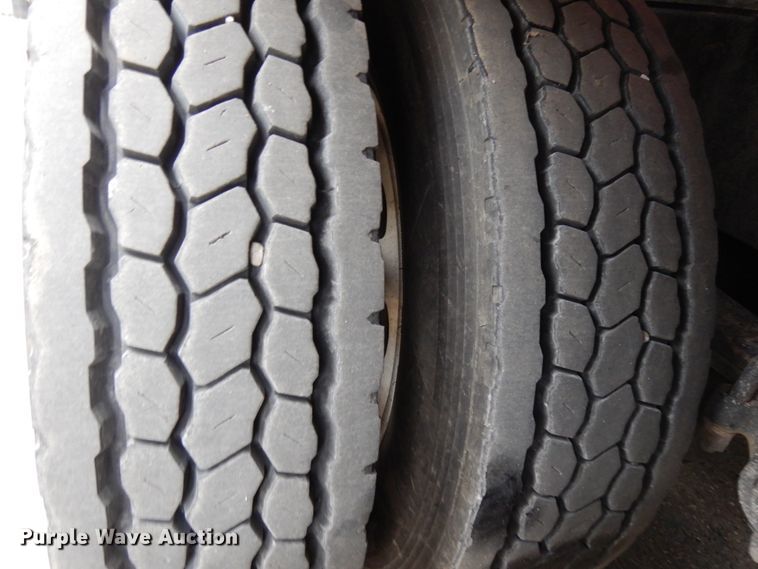 image for item HD9108 1993 Peterbilt 377  fuel truck