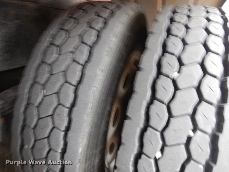 image for item HD9108 1993 Peterbilt 377  fuel truck