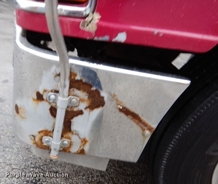 image for item HD9114 1992 Peterbilt 377  fuel truck