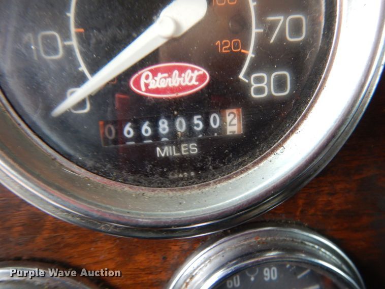 image for item HD9114 1992 Peterbilt 377  fuel truck