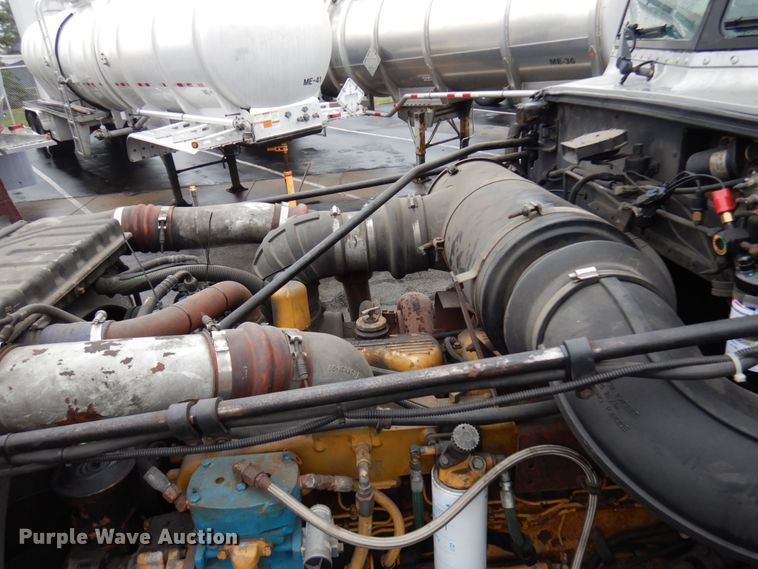 image for item HD9114 1992 Peterbilt 377  fuel truck