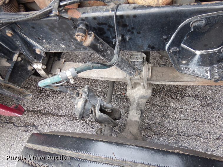 image for item HD9117 1999 Peterbilt 379  fuel truck