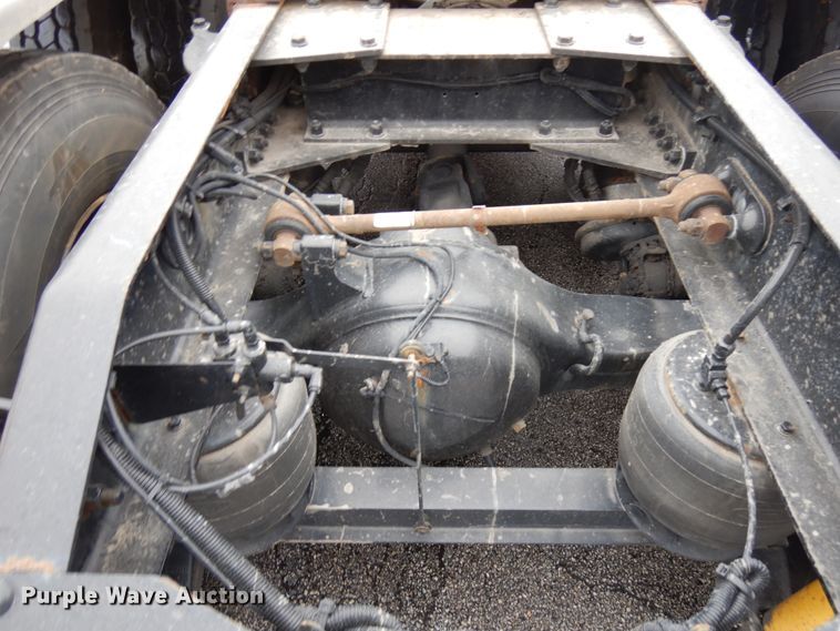 image for item HD9118 2007 Peterbilt 379  semi truck