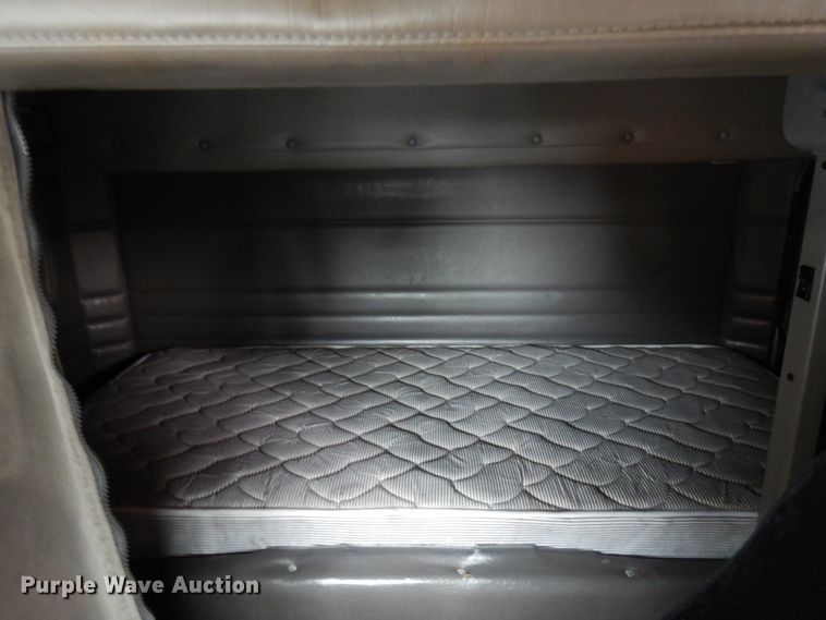 image for item HD9118 2007 Peterbilt 379  semi truck