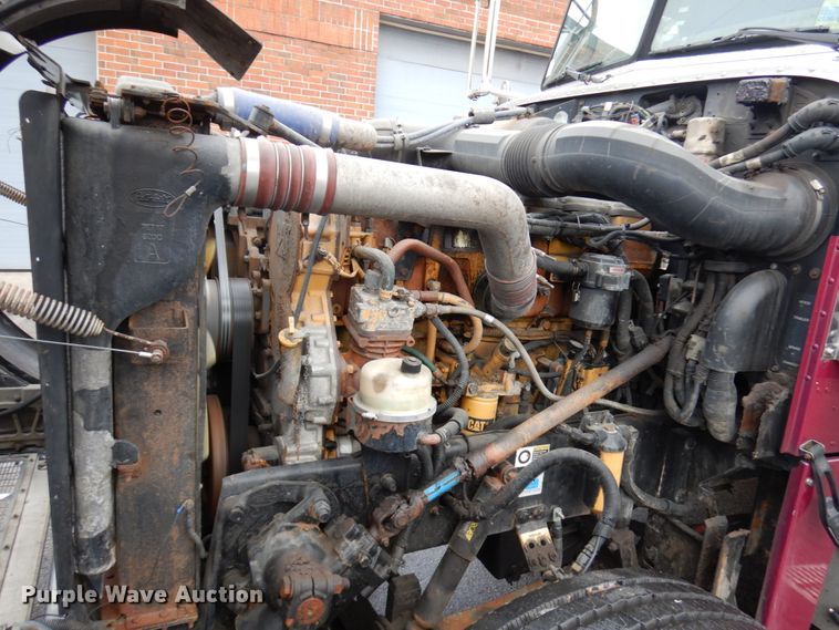 image for item HD9118 2007 Peterbilt 379  semi truck