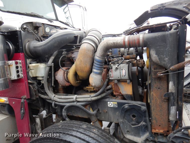 image for item HD9118 2007 Peterbilt 379  semi truck