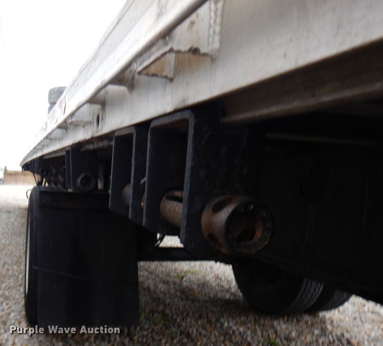 image for item HD9119 2005 Fontaine flatbed trailer