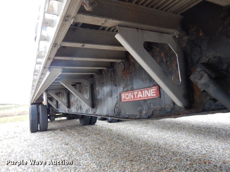 image for item HD9119 2005 Fontaine flatbed trailer