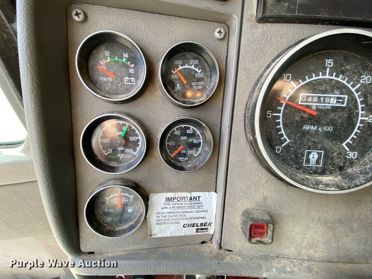 image for item HE9864 2009 Kenworth T370  truck cab and chassis