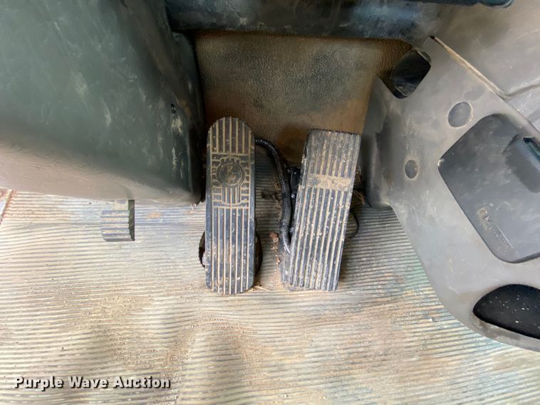 image for item HE9864 2009 Kenworth T370  truck cab and chassis