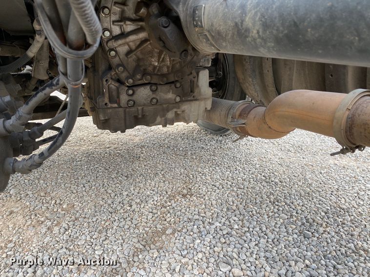 image for item HE9864 2009 Kenworth T370  truck cab and chassis