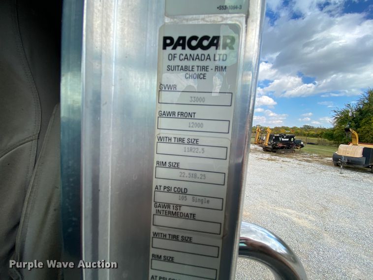 image for item HE9864 2009 Kenworth T370  truck cab and chassis