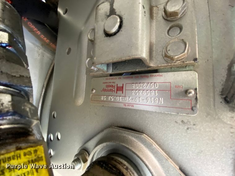 image for item HE9871 2008 Kenworth T270  service truck with crane