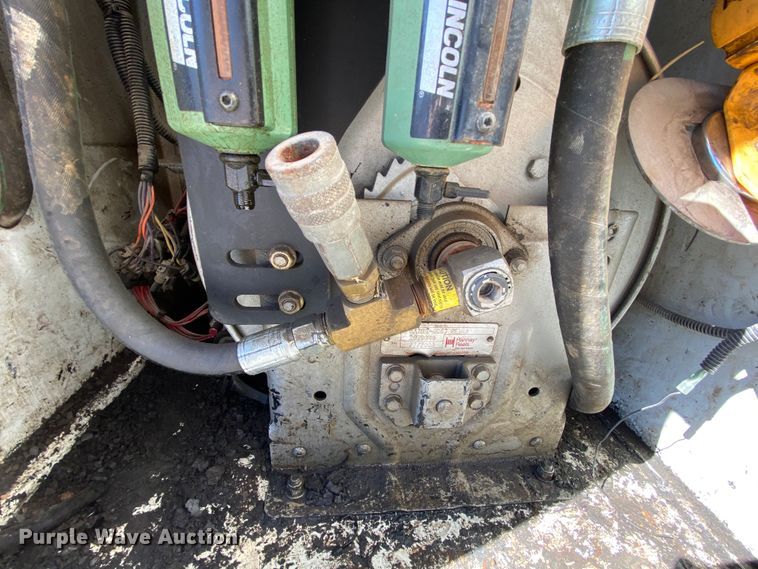 image for item HE9871 2008 Kenworth T270  service truck with crane