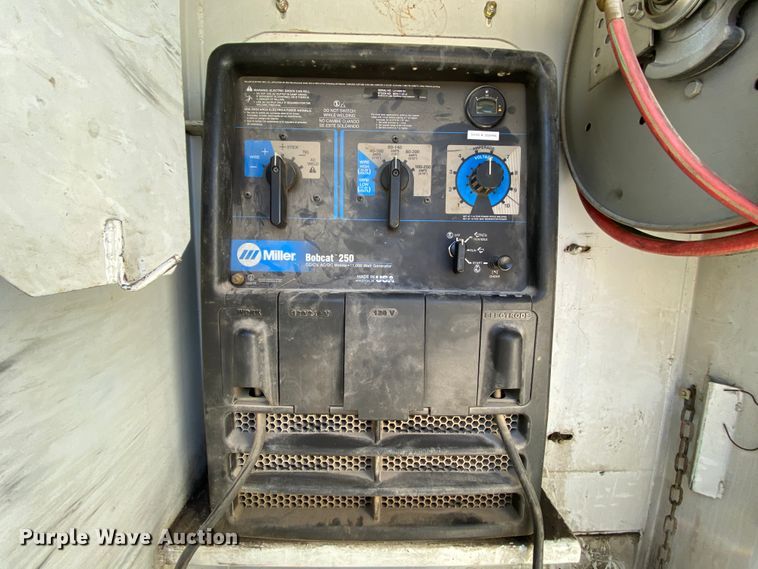 image for item HE9871 2008 Kenworth T270  service truck with crane