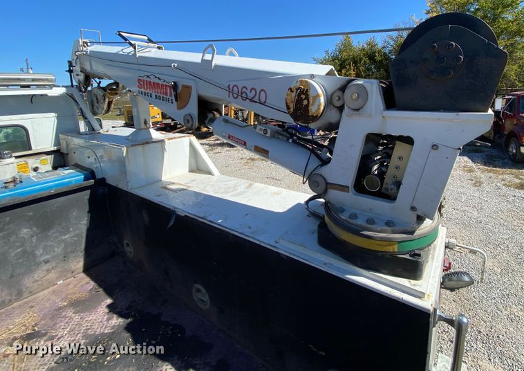 image for item HE9871 2008 Kenworth T270  service truck with crane