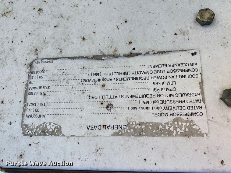 image for item HE9871 2008 Kenworth T270  service truck with crane