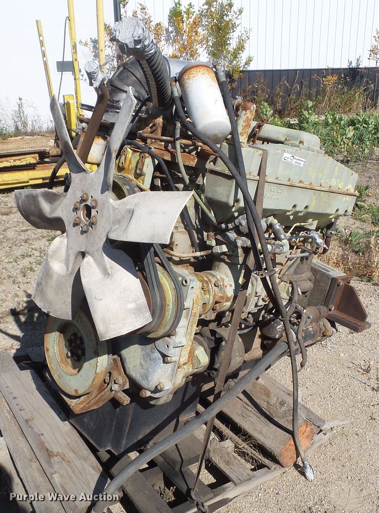 image for item HF9669 Cummins 855 six cylinder diesel engine