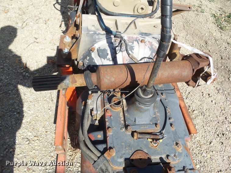 image for item HF9670 Cummins NTC-300 six cylinder diesel engine