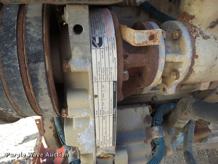 image for item HF9670 Cummins NTC-300 six cylinder diesel engine