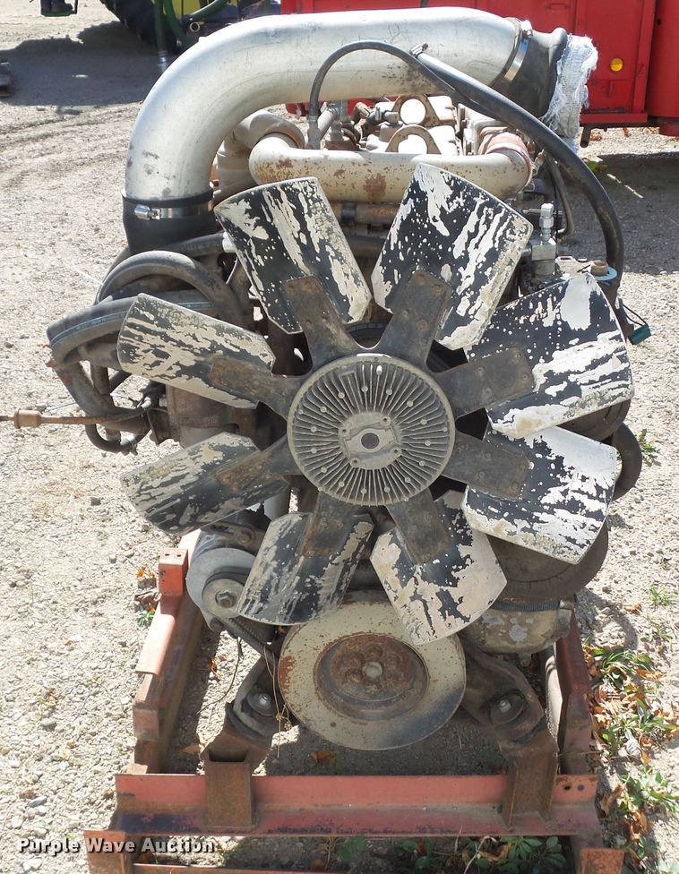 image for item HF9671 Cummins NTC-350 six cylinder diesel engine