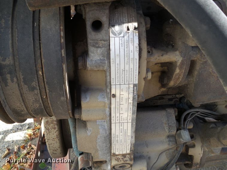 image for item HF9671 Cummins NTC-350 six cylinder diesel engine