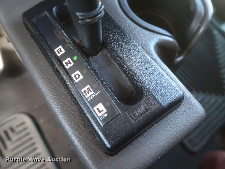 image for item HJ9472 2012 Kenworth T660  semi truck