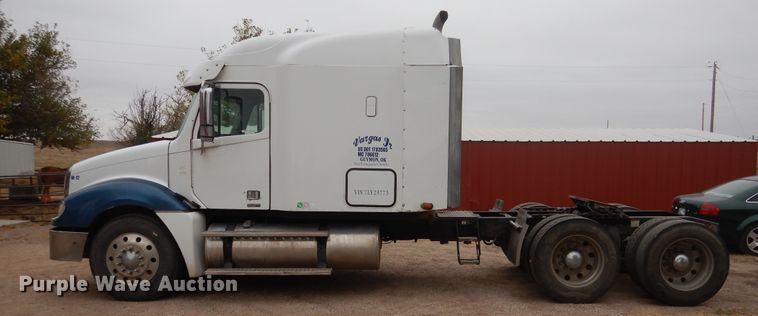 image for item HL9510 2007 Freightliner Columbia 112  semi truck