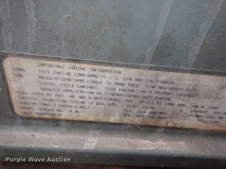 image for item HL9510 2007 Freightliner Columbia 112  semi truck