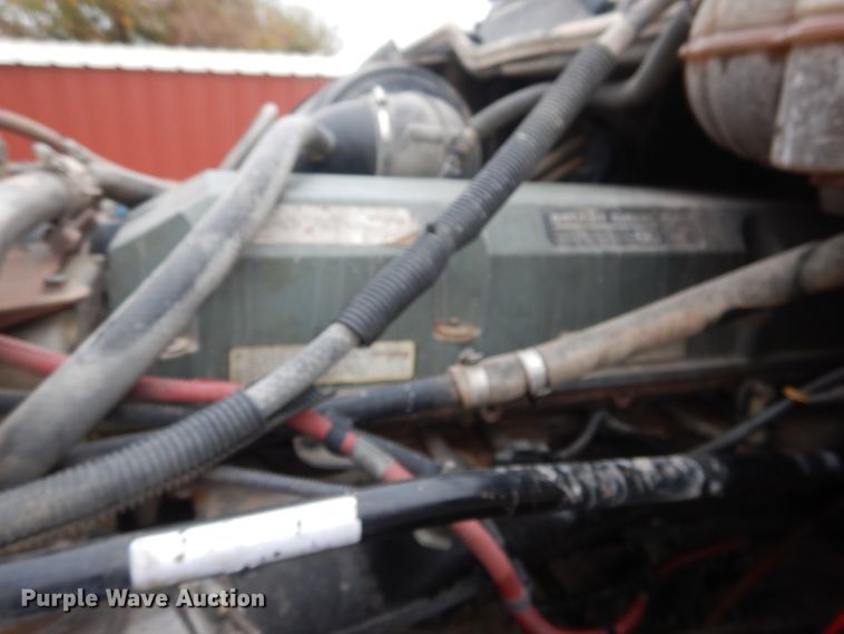 image for item HL9510 2007 Freightliner Columbia 112  semi truck