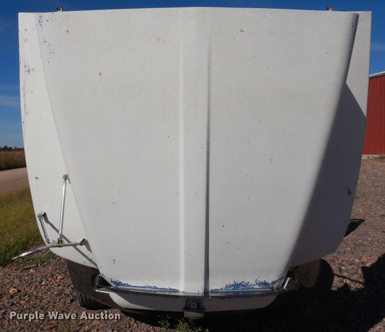 image for item HN9417 1988 Kenworth T600  semi truck