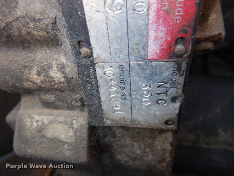 image for item HN9417 1988 Kenworth T600  semi truck