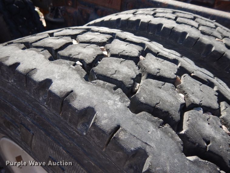 image for item HN9417 1988 Kenworth T600  semi truck