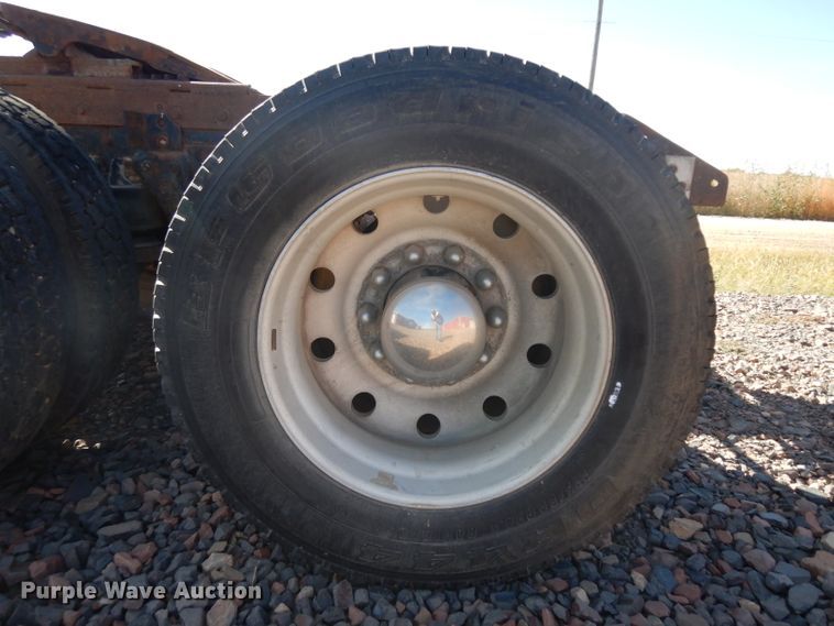 image for item HN9417 1988 Kenworth T600  semi truck