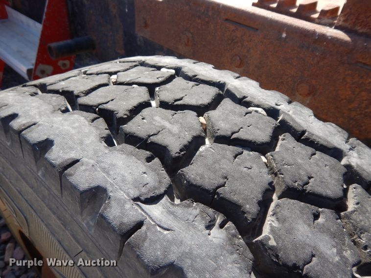 image for item HN9417 1988 Kenworth T600  semi truck