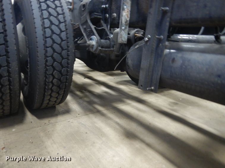 image for item HS9378 2016 Kenworth T370  truck cab and chassis